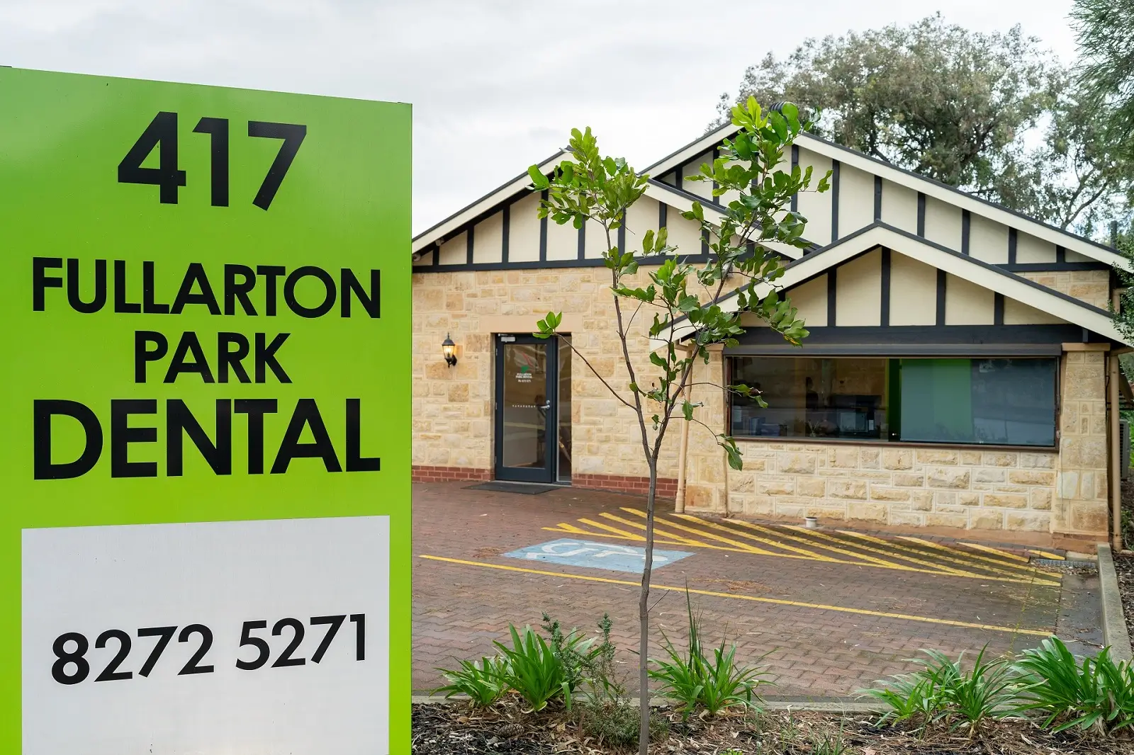 Fullarton Park Dental at 417 Fullarton Road, Highgate, with the practice sign and on-site parking
